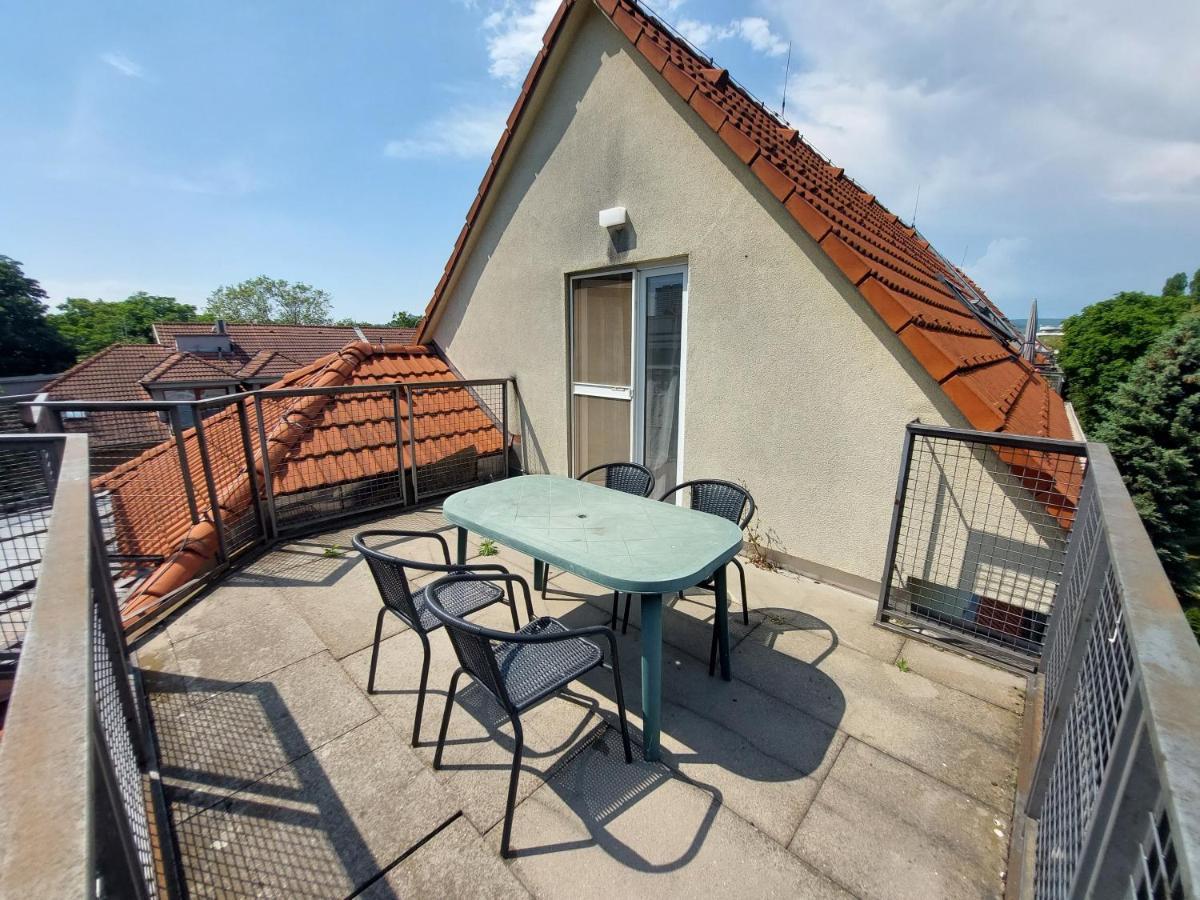 Utulny Apartman V Bratislava 4 Eksteriør bilde